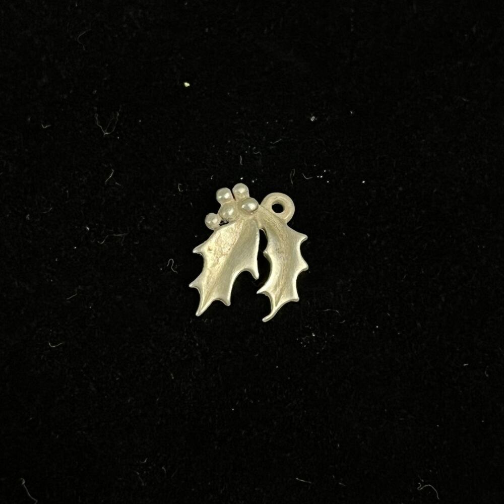 James Avery Charm Christmas Holly Leaf Berry Solid 925 Sterling Silver Jewelry